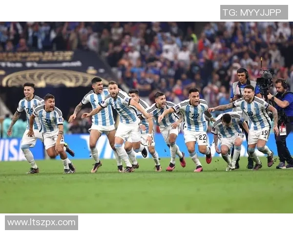 足球球星的尊称解析及其背后文化意义探讨